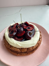 Load image into Gallery viewer, In person class - strawberry shortcake and cherry chocolate mousse - 28/11