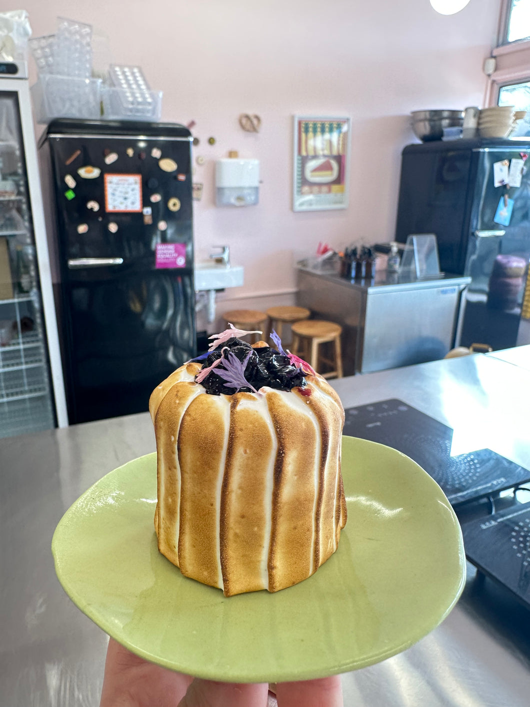 In person class - Blackcurrant and Strawberry Gateaux - 4/10