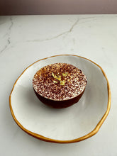Load image into Gallery viewer, In person class - Cappuccino petits gateaux - 7/6
