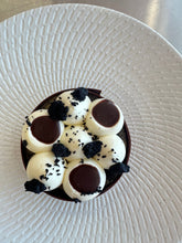 Load image into Gallery viewer, In person class - cookies and cream cheesecake - 22/6
